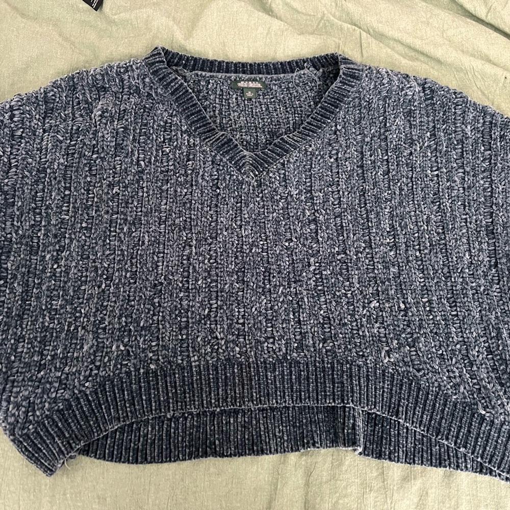 Wild Fable V-Neck Sweater - Dark Gray